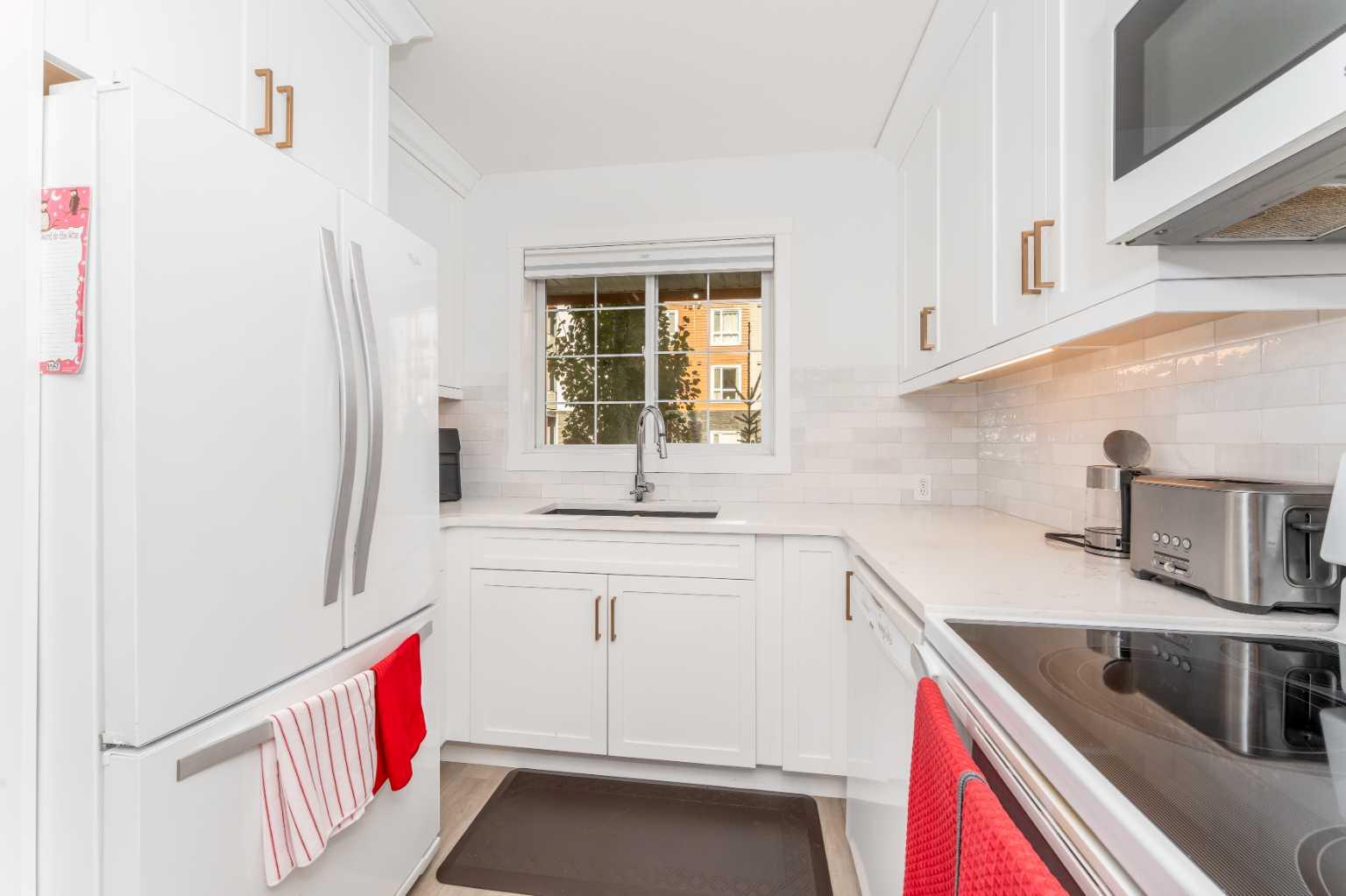 112 Kananaskis Way 205