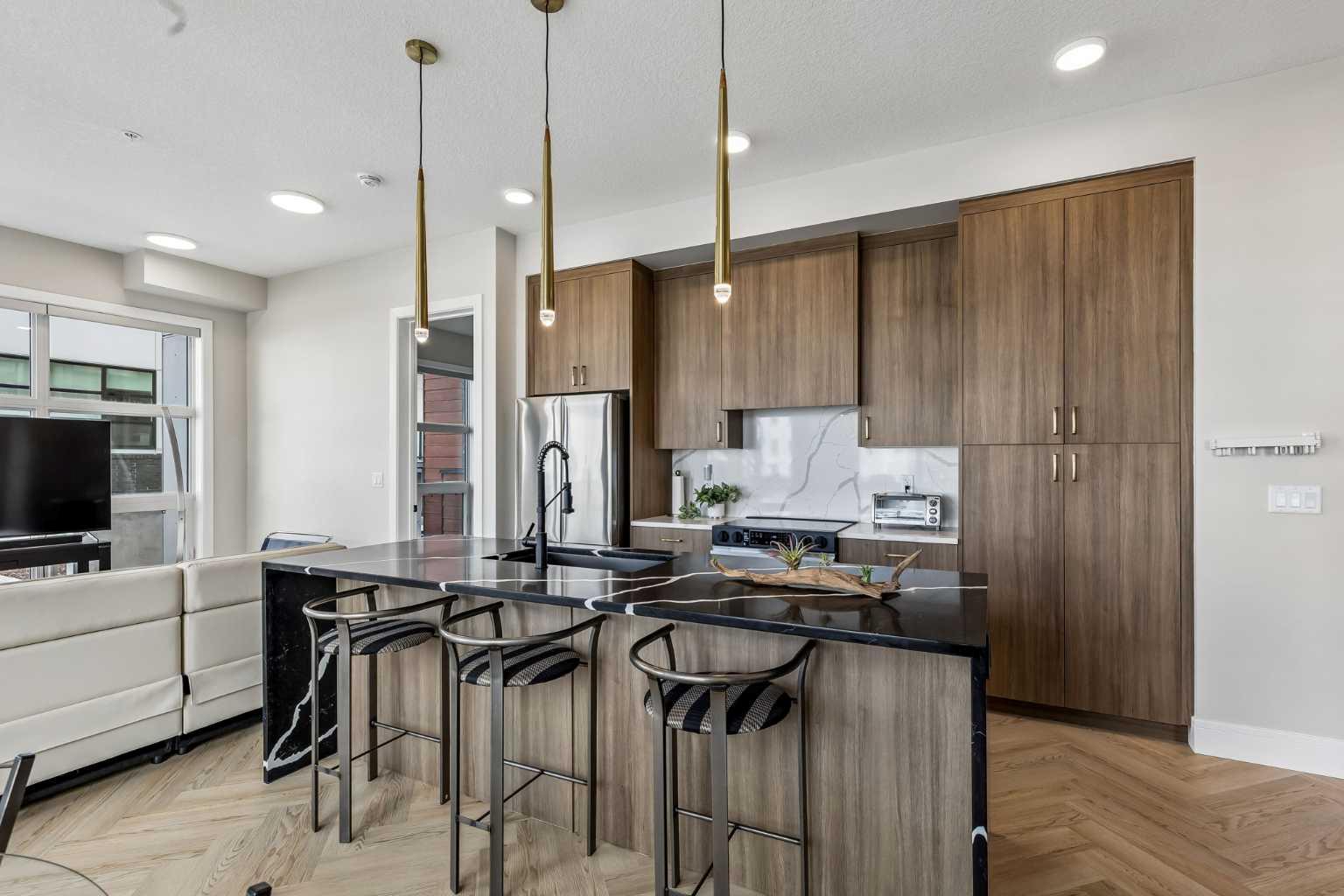 330 Dieppe Drive SW 103