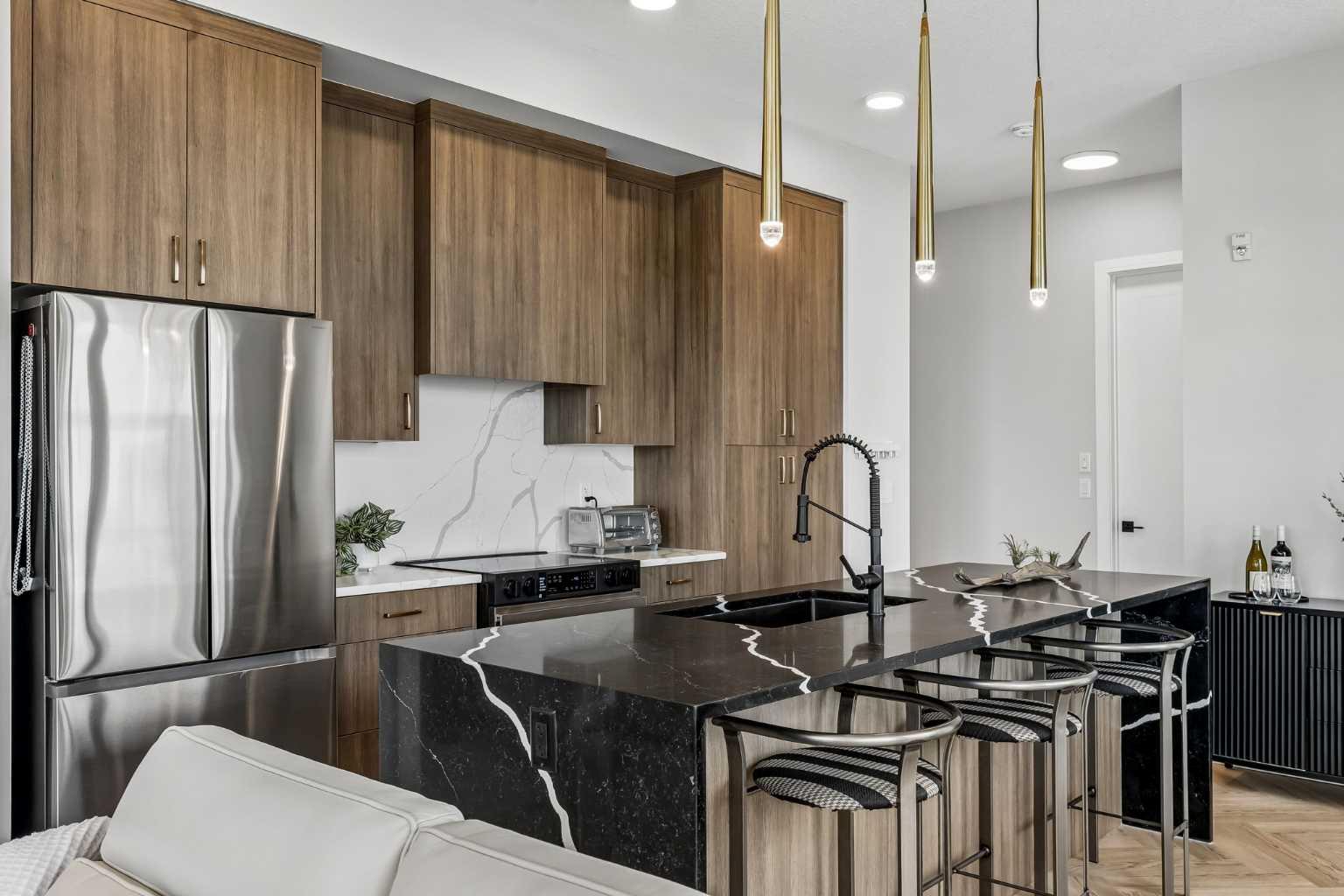 330 Dieppe Drive SW 103