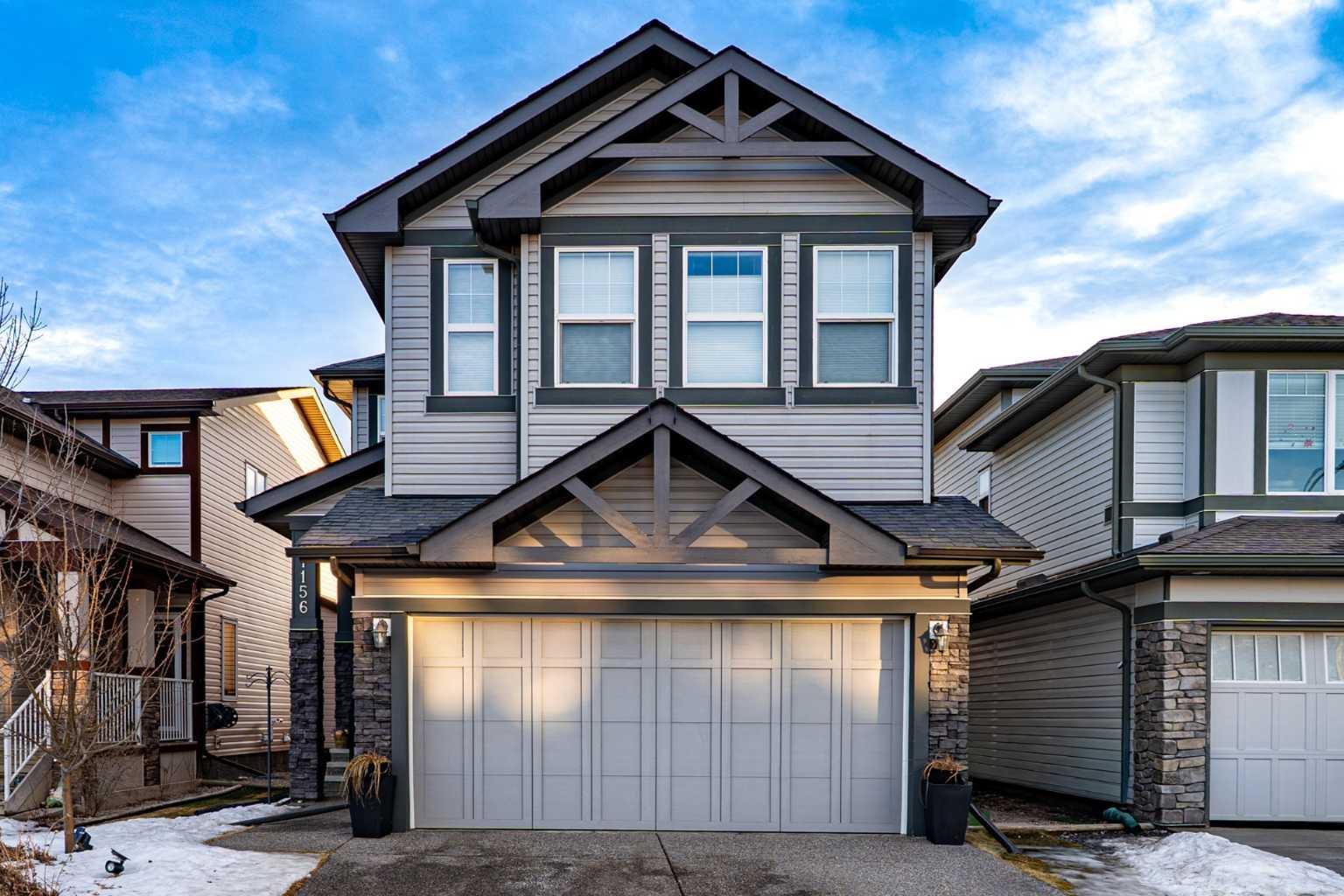 1156 Hillcrest Lane SW