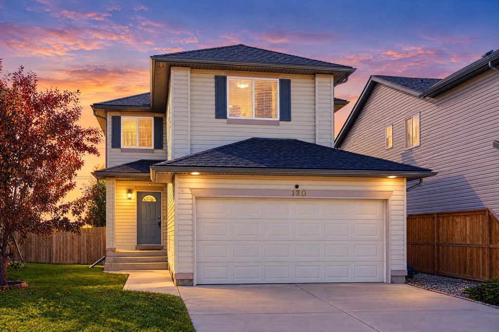Photo of 130 Somerglen Way SW, Calgary, AB T2Y 4B2 (MLS # A2345671)