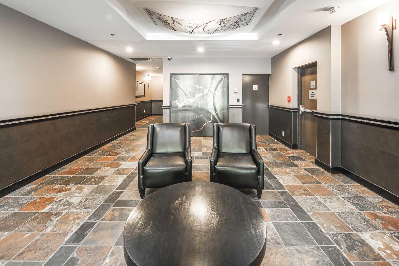650 10 Street SW 1305