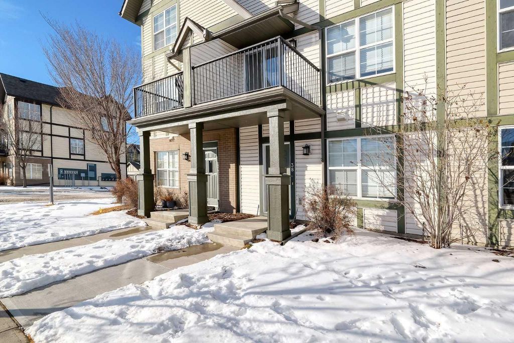 Photo of 38 Cranford Drive SE, Calgary, AB T3M 0V9 (MLS # A2289364)