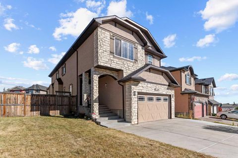 Photo of 1269 Sherwood Boulevard NW, Calgary, AB T3R 0C7 (MLS # A2291555)
