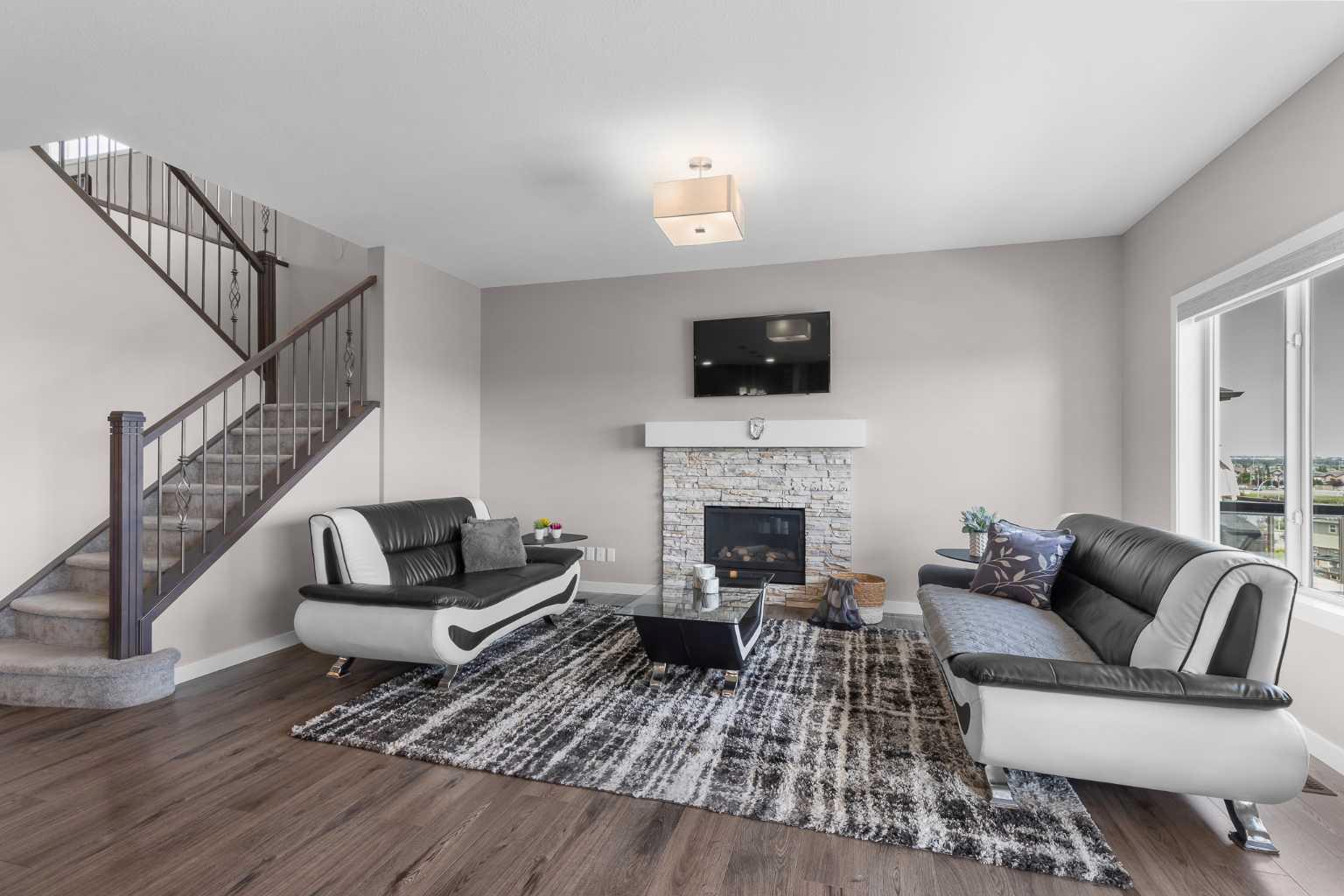 247 Hillcrest Heights SW