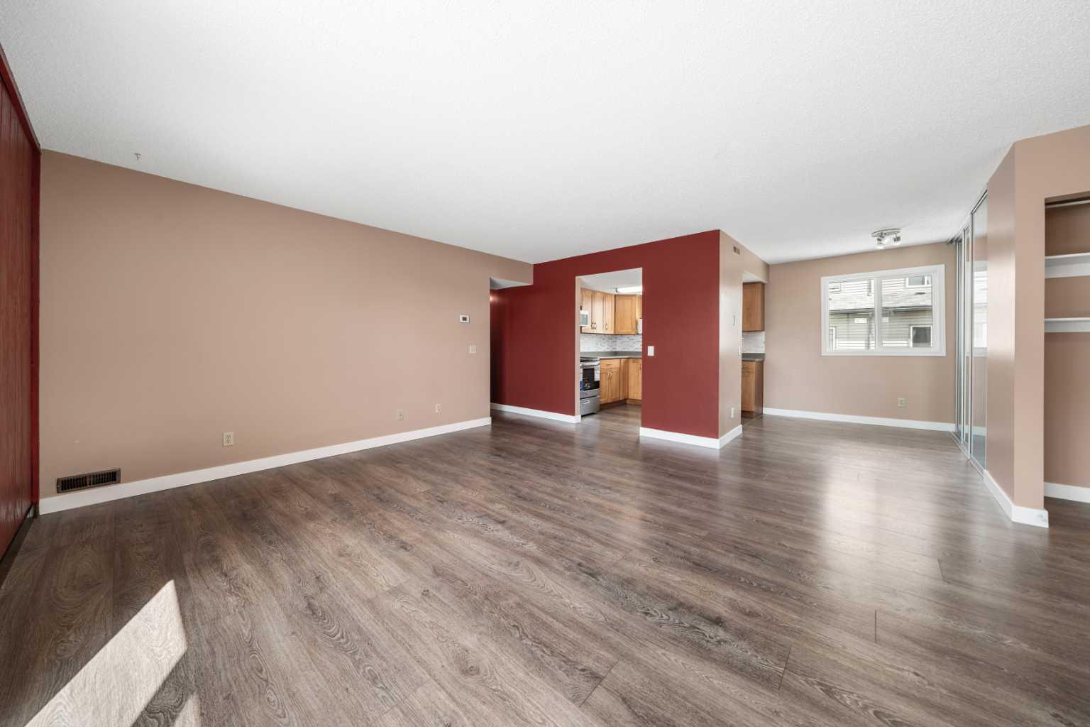 1540 29 Street NW 807