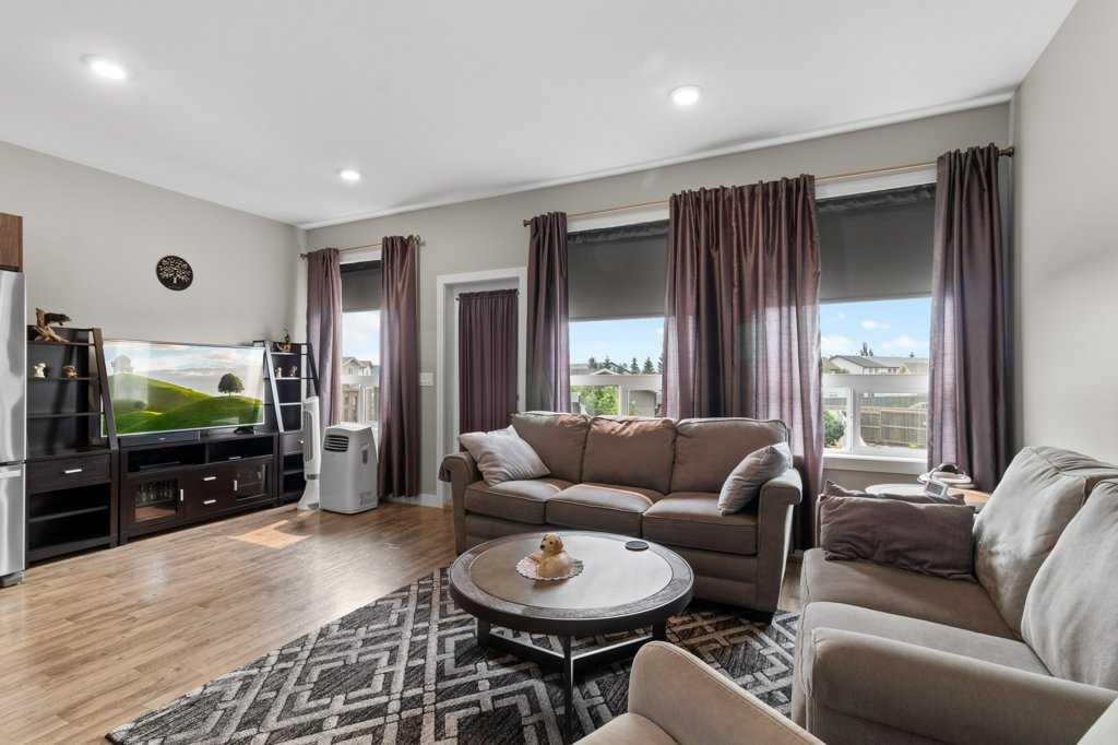 142 Ava Crescent
