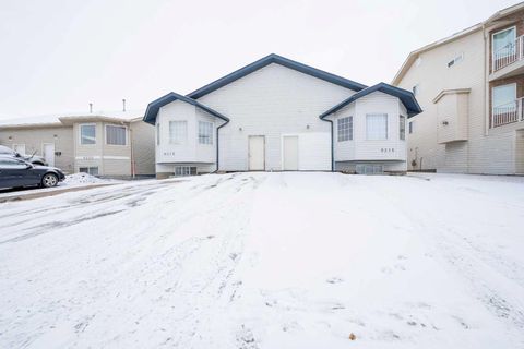 9216 94 Avenue Grande Prairie AB T8V 7R9