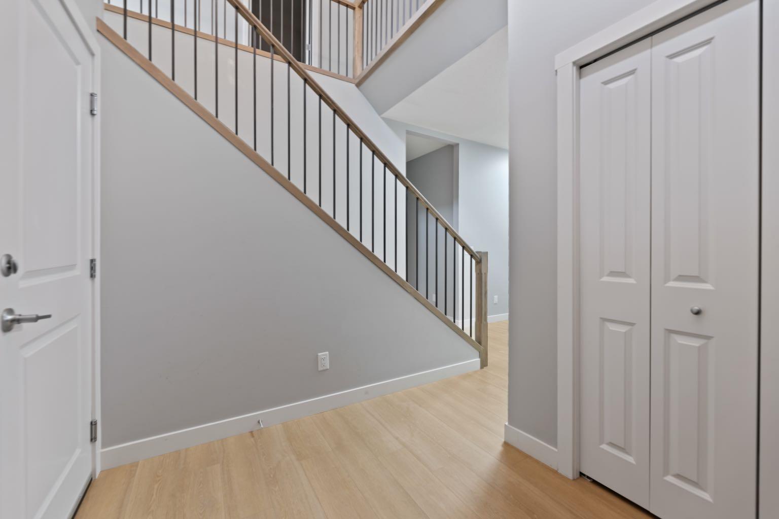 224 Homestead Grove NE