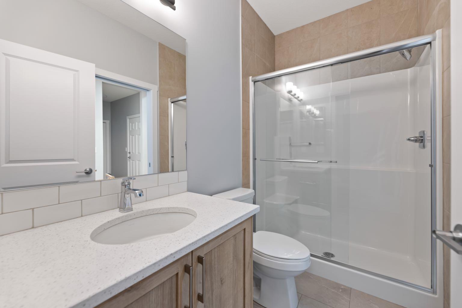 224 Homestead Grove NE
