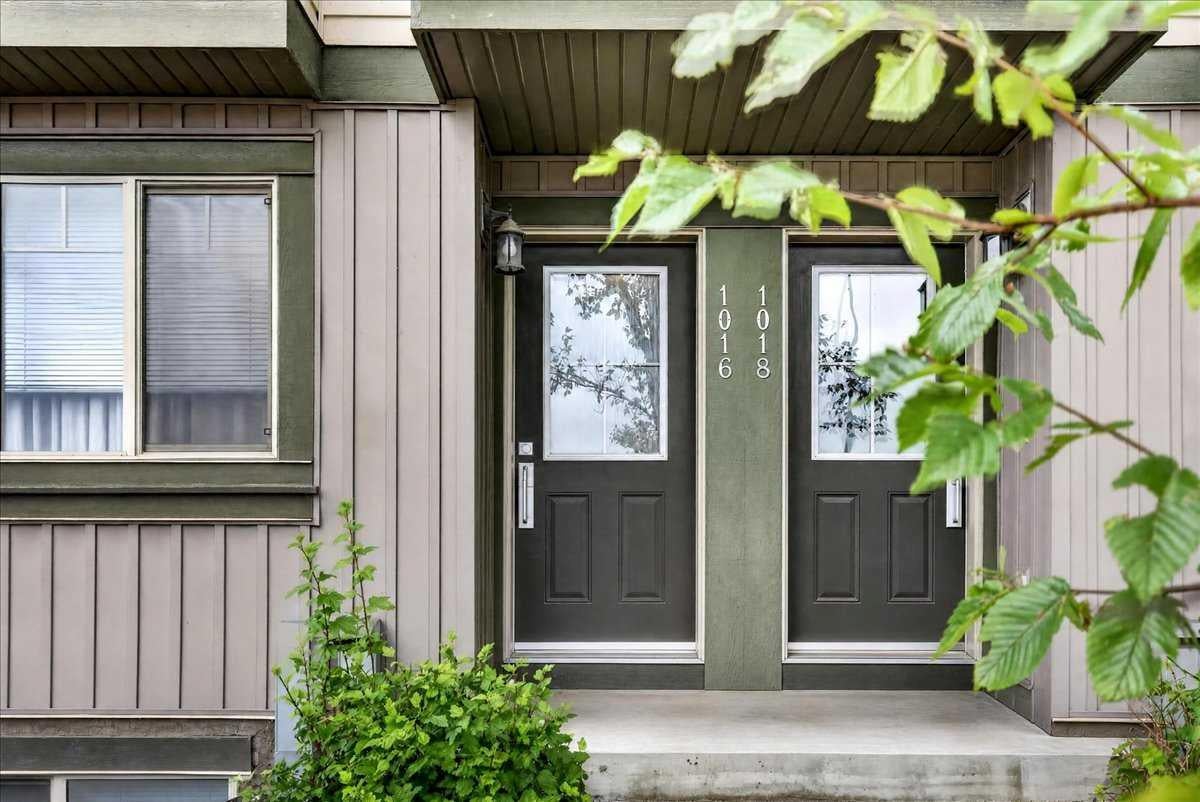 121 Copperpond Common SE 1016