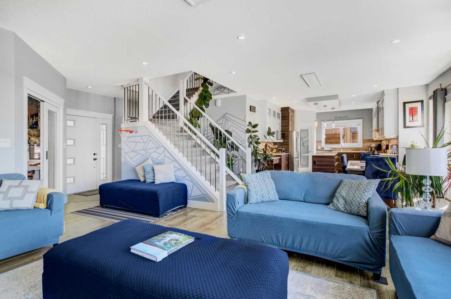 13010 Royal Boulevard