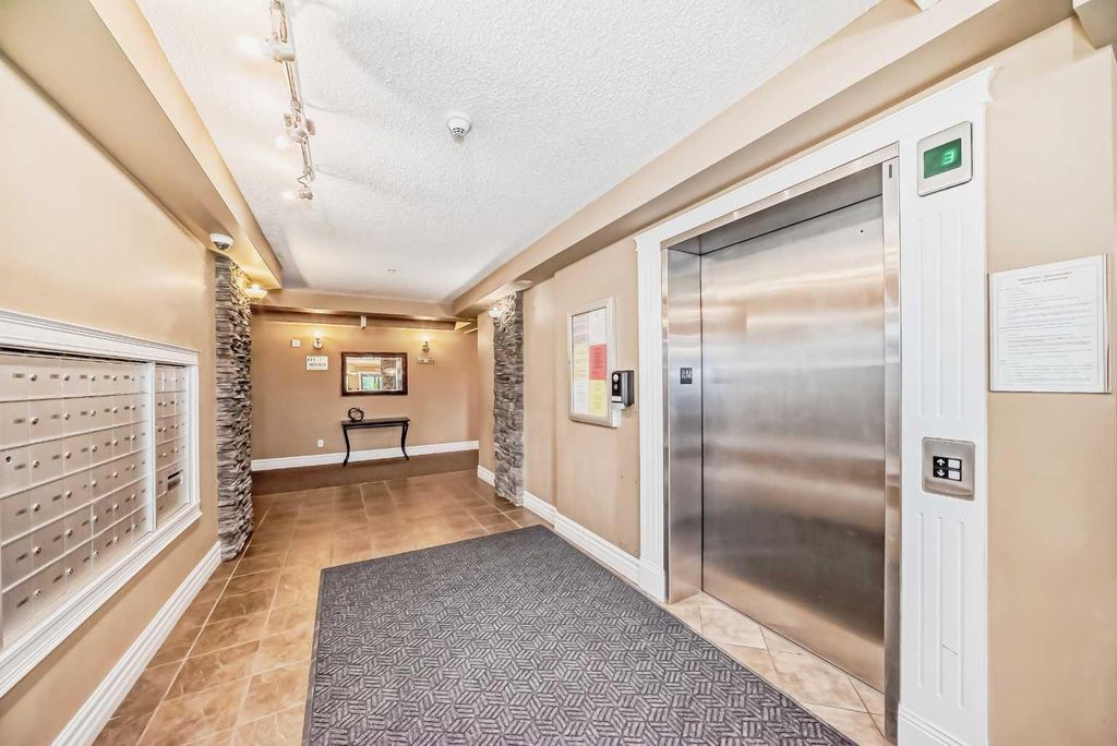 Photo of 369 Rocky Vista Park NW #303, Calgary, AB T3G 5K7 (MLS # A2280300)