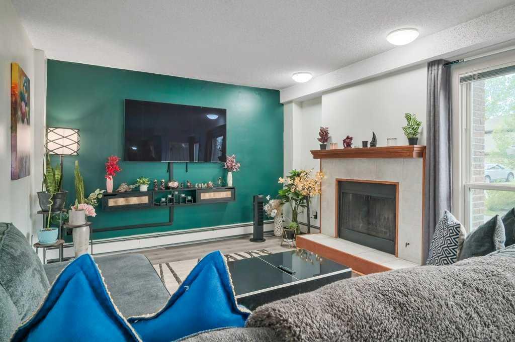 860 Midridge Drive SE 112