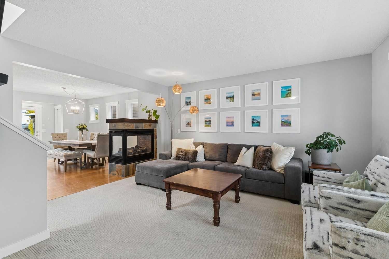 61 West Coach Place SW