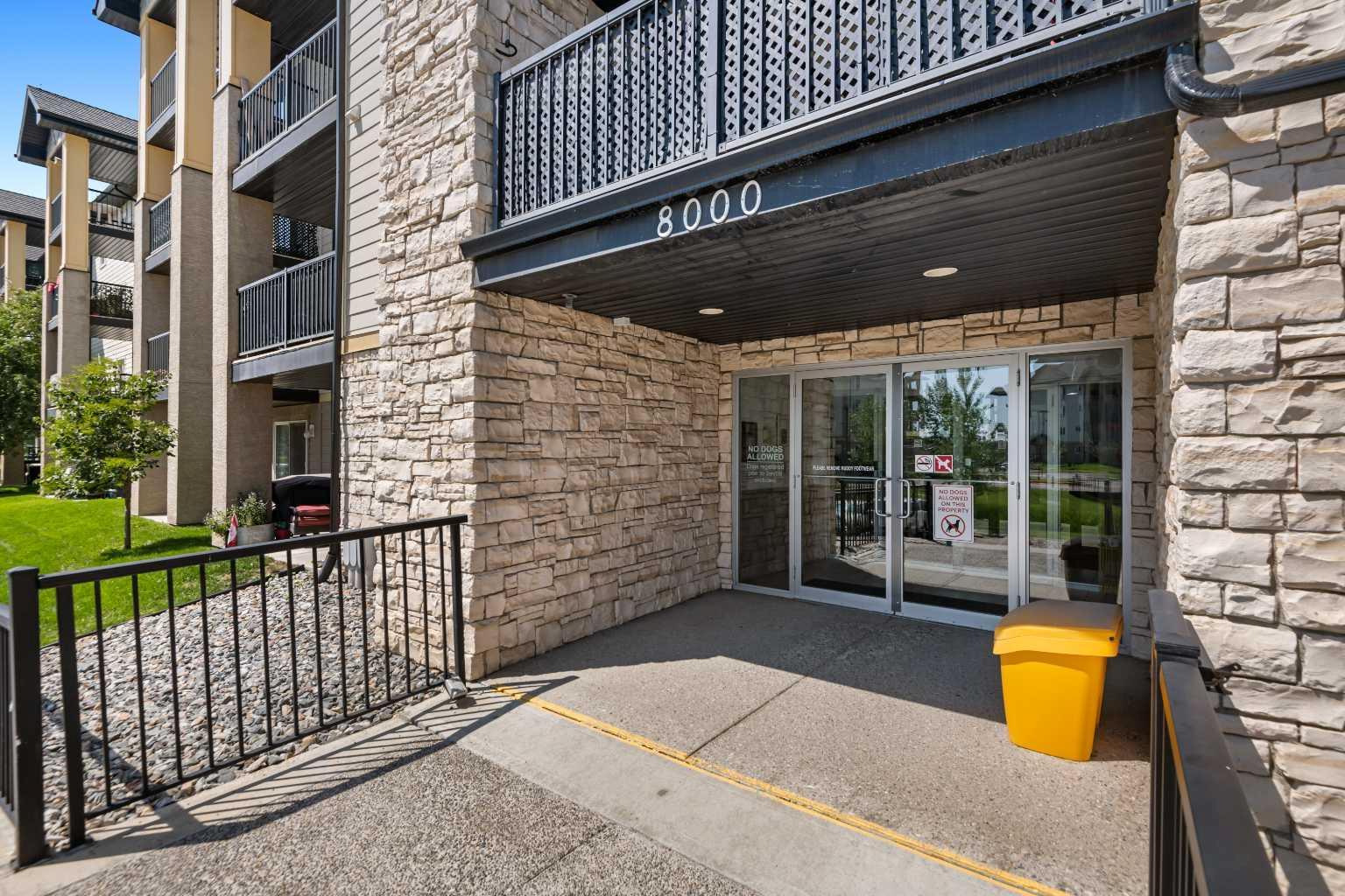 304 Mackenzie Way SW 8225