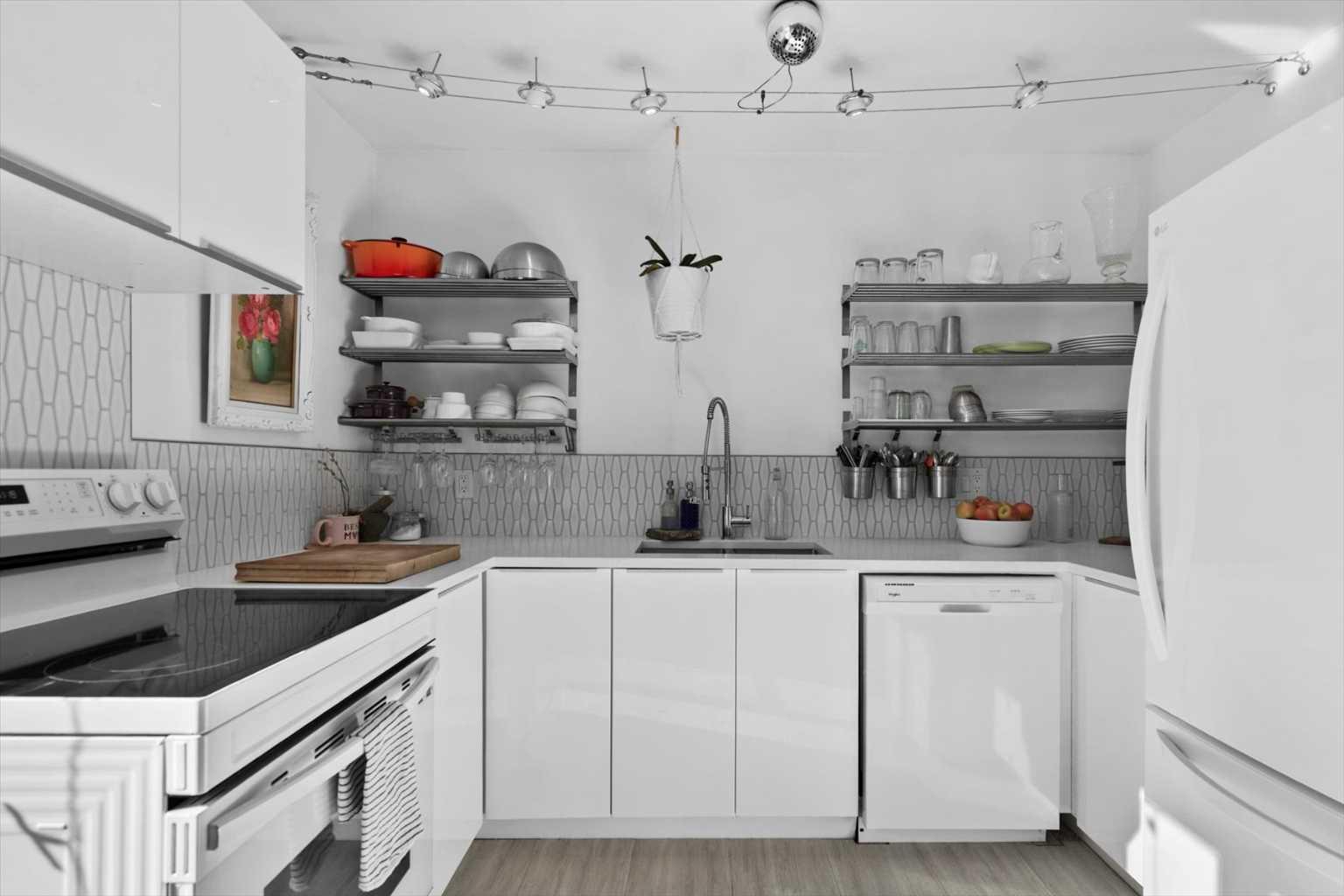 118 Brae Glen Lane SW