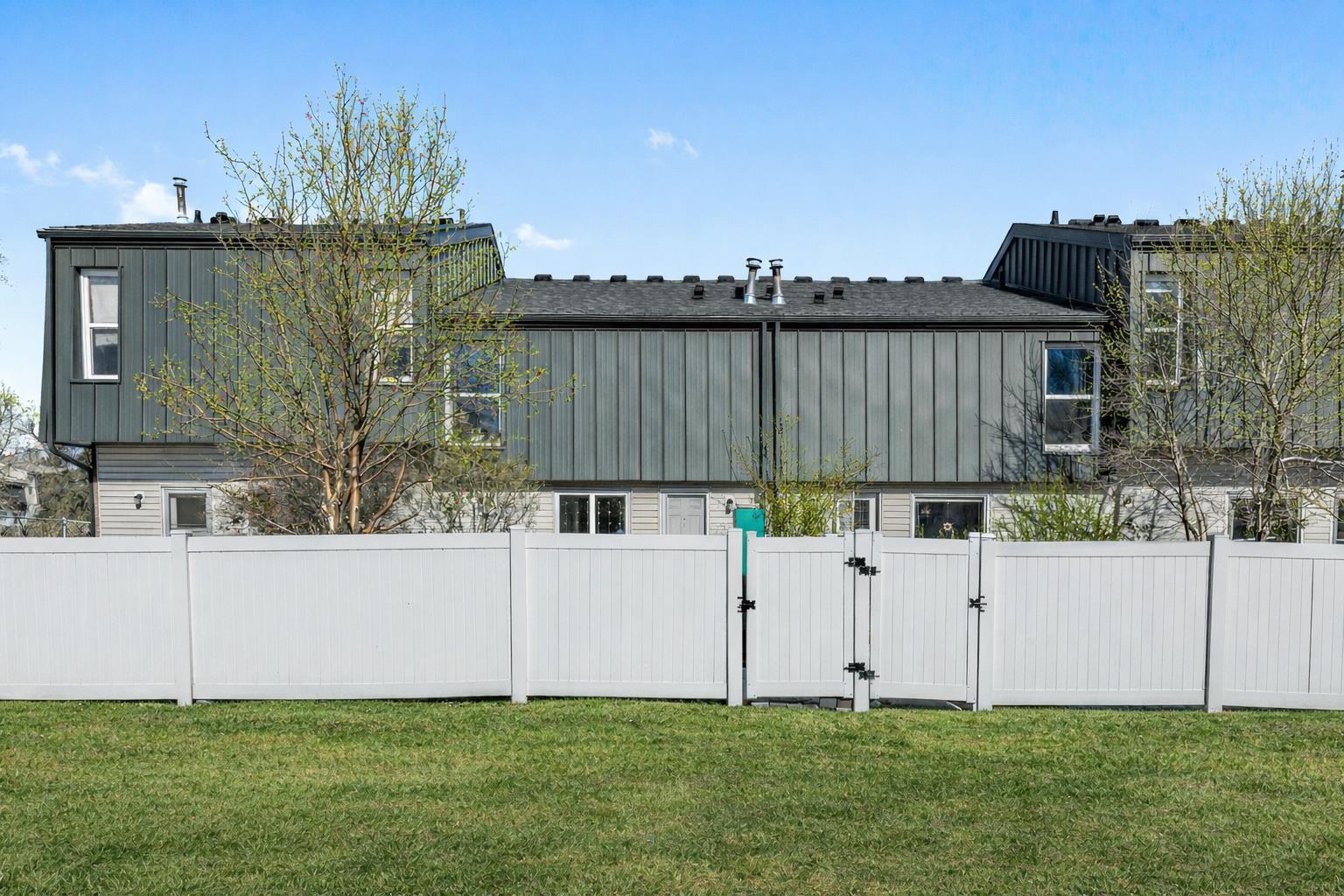 118 Brae Glen Lane SW
