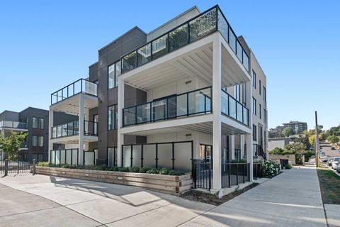 455 1 Avenue NE 401 Calgary AB T2E 0B3