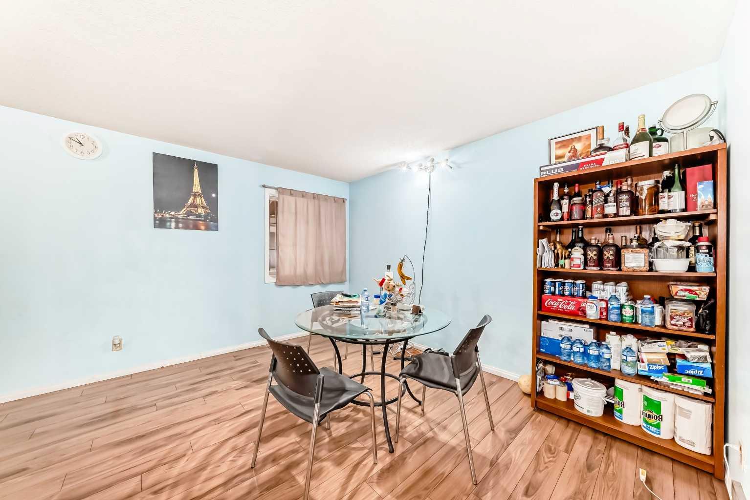 51 Applewood Drive SE