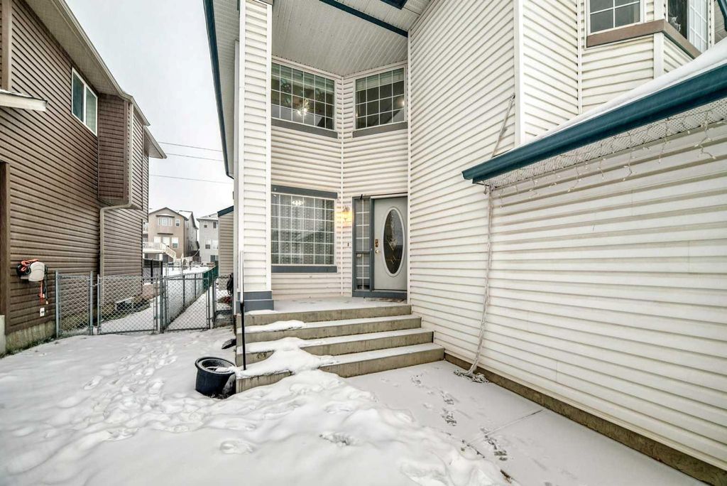 Photo of 270 Covewood Circle NE, Calgary, AB T3K 5S8 (MLS # A2273696)