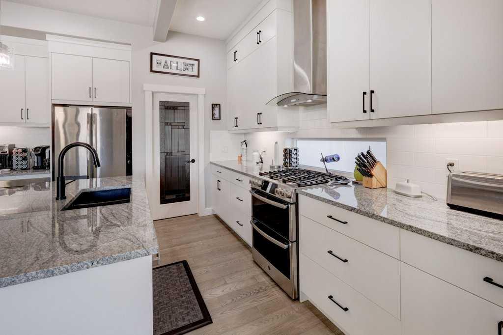 14 Coopersfield Park SW