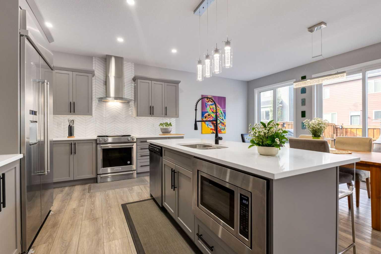 68 Yorkstone Grove SW