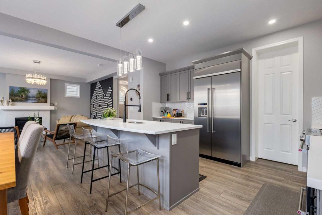 Photo of 68 Yorkstone Grove SW, Calgary, AB T2X 4K6 (MLS # A2281668)