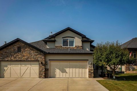 307 Crystal Green Rise Okotoks AB T1S 2N5