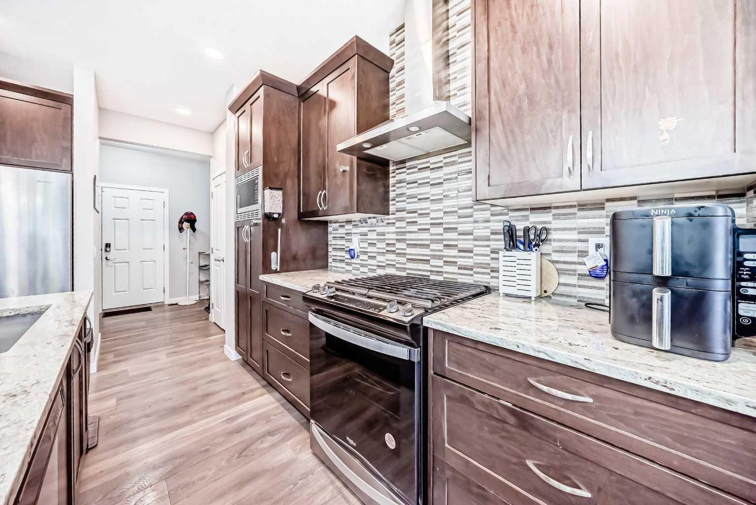 752 Midtown Drive SW