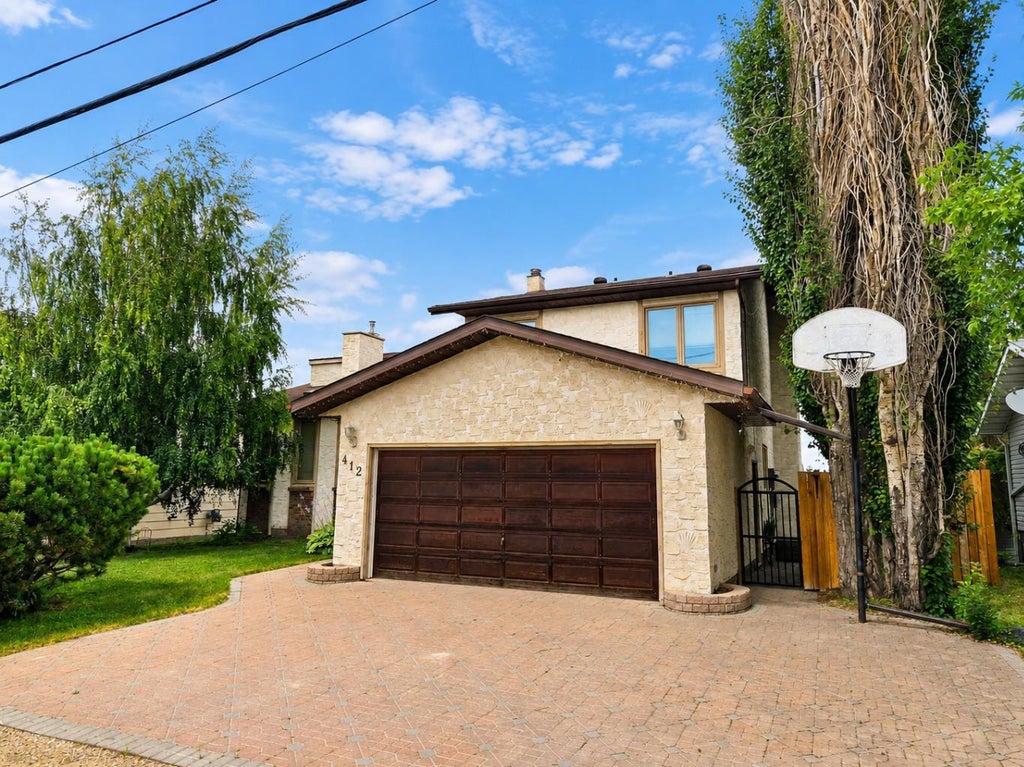 Photo of 412 1st Street, Paradise Hill, SK S0M 2G0 (MLS # A2336404)