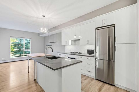 Photo of 1521 26 Avenue SW #209, Calgary, AB T2T 1C4 (MLS # A2261901) Photo of 1521 26 Avenue SW #209, Calgary, AB T2T 1C4 (MLS # A2261901)