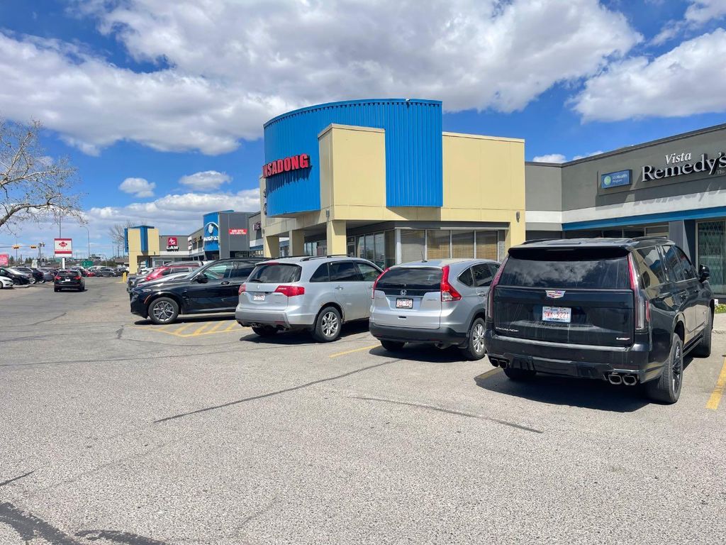 Photo of 920 36, Calgary, AB T2A 6L8 (MLS # A2312290)