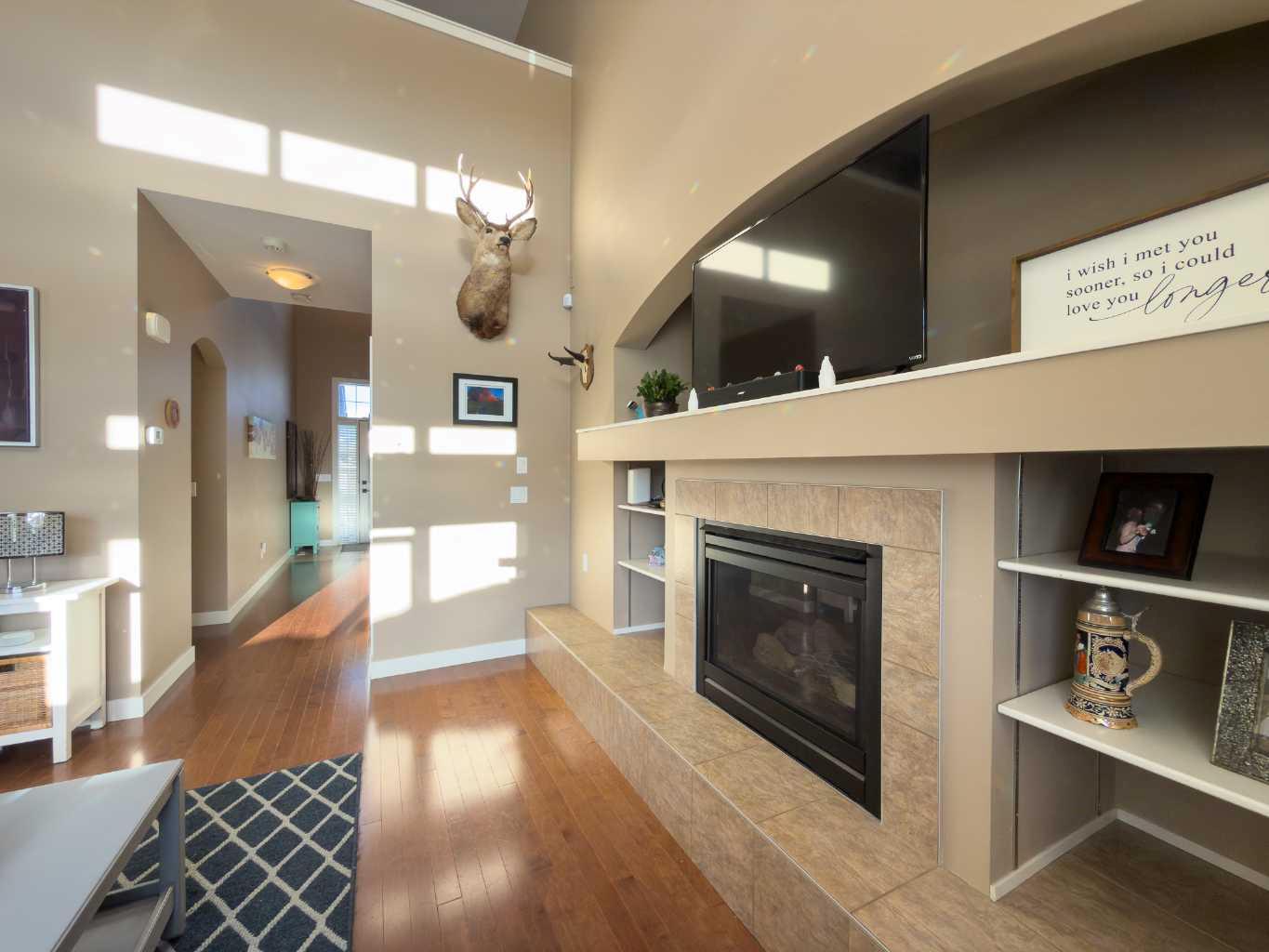 5805 68 Avenue Close