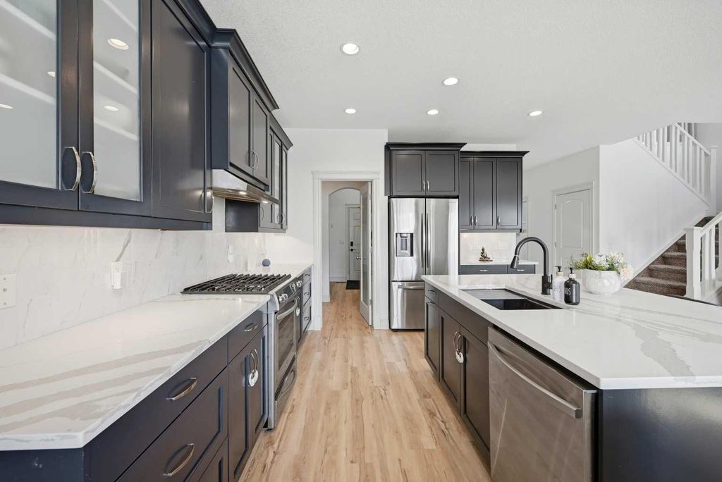 Photo of 1153 Kingston Crescent SE, Airdrie, AB T4A 0G1 (MLS # A2324514)