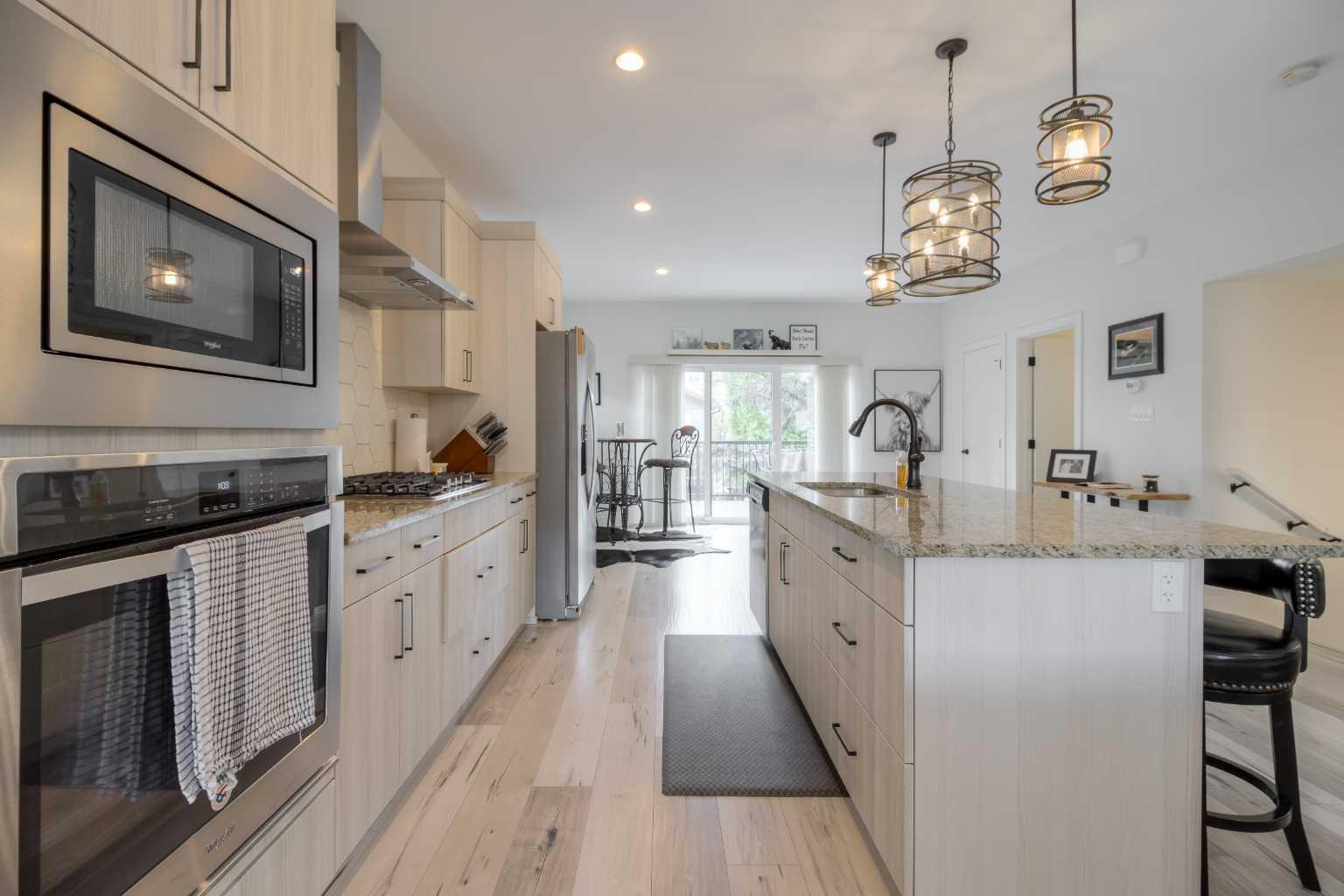 270 Couleesprings Terrace S 1