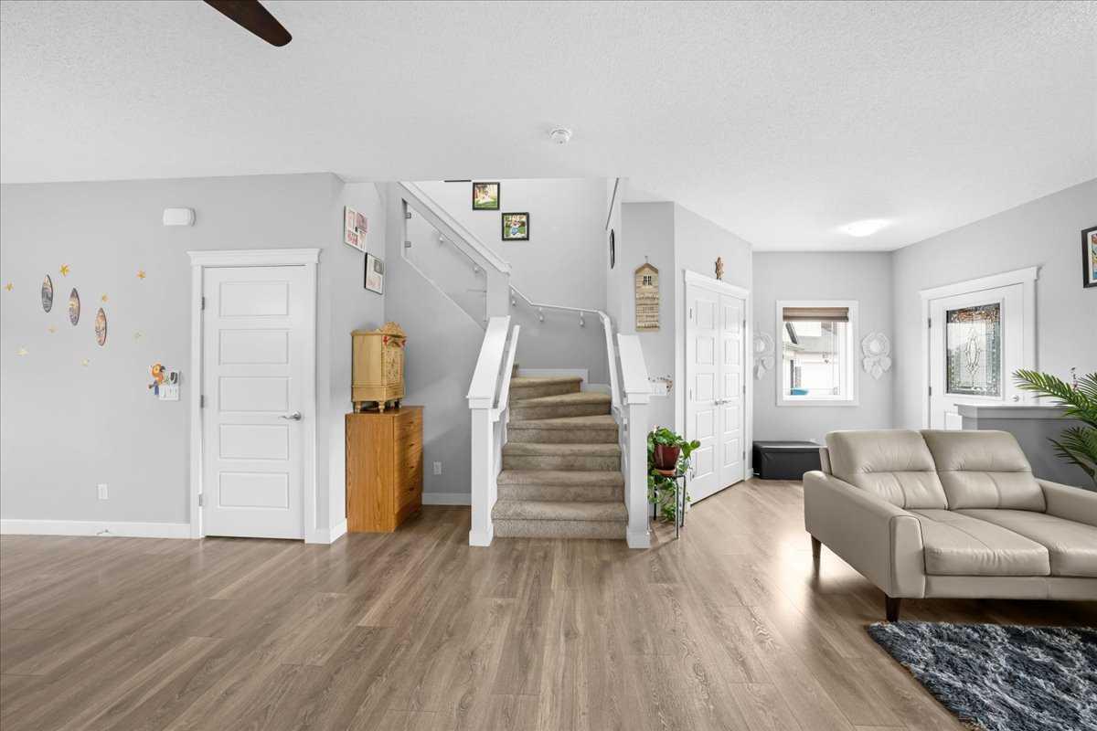 149 RAVENSTERN Crescent SE