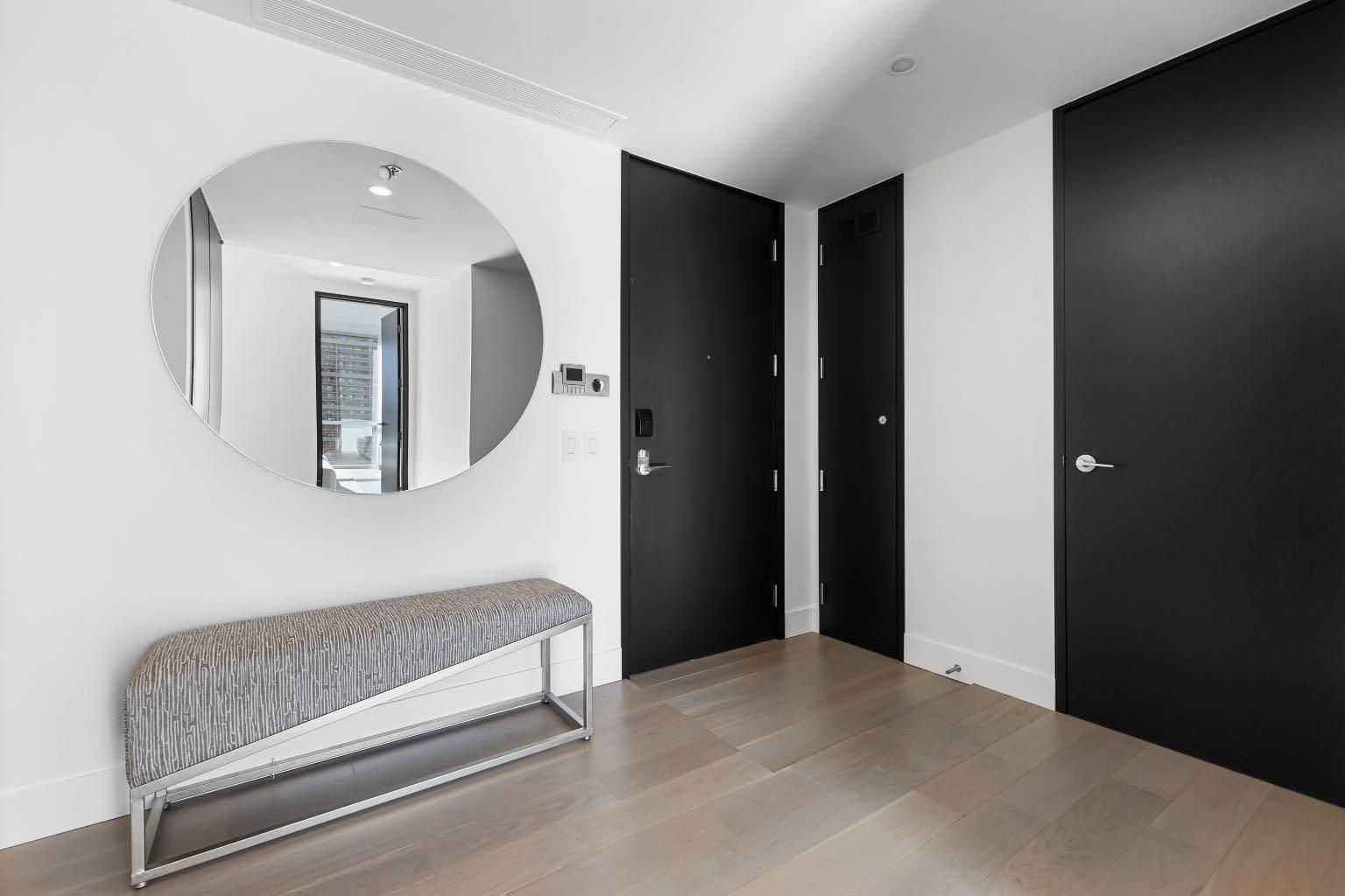 108 9 Avenue SW 1807