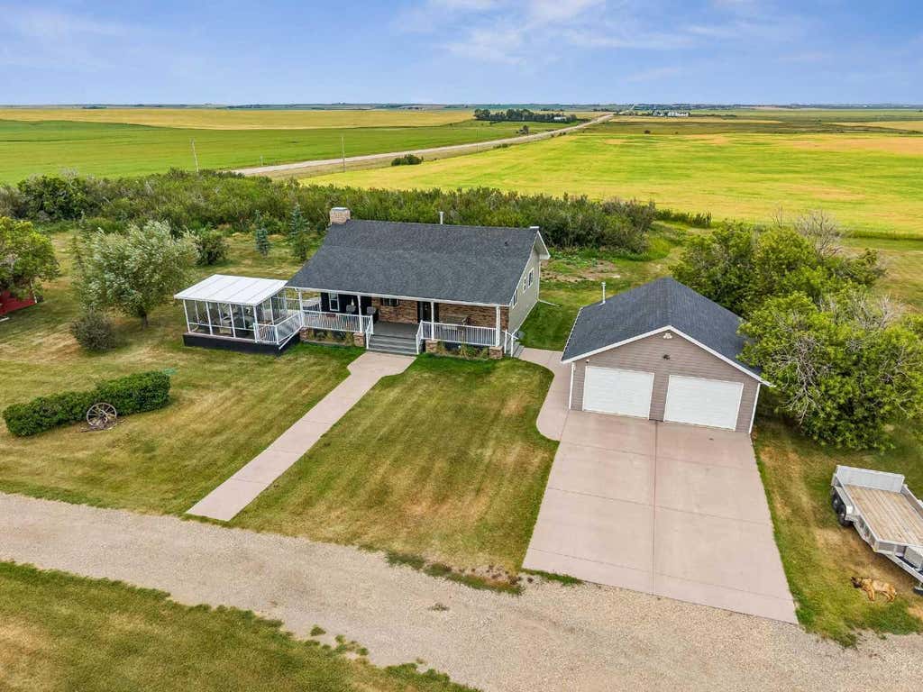 Photo of 272011 Range Road 275 #A, Rural Rocky View County, AB T4A 0H4 (MLS # A2335867)