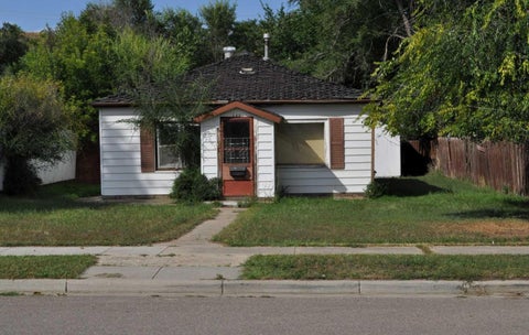 Photo of 646 7 Street SE, Medicine Hat, AB T1A 1K4 (MLS # A2342133)