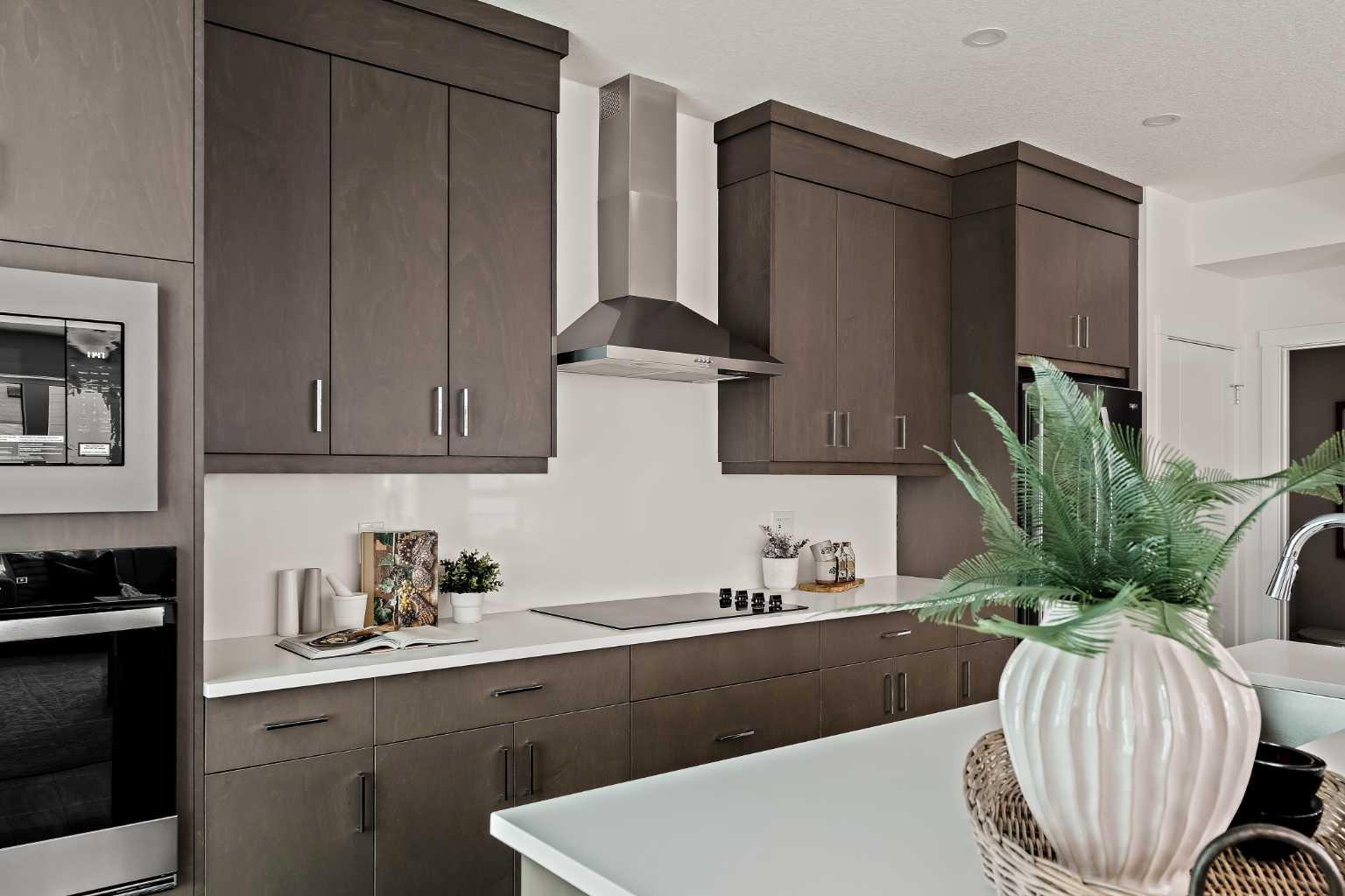 614 Sovereign Common SW