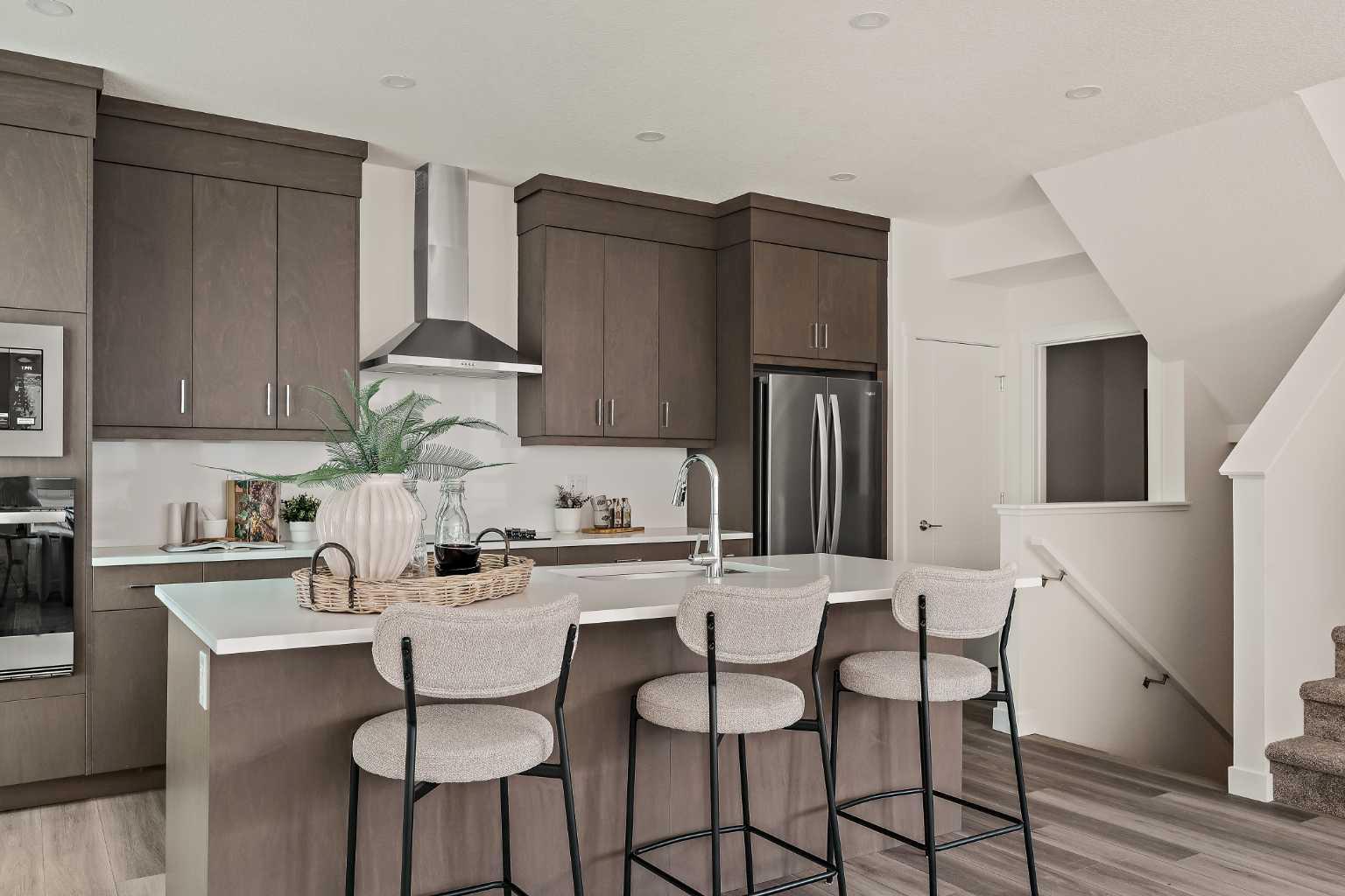 614 Sovereign Common SW