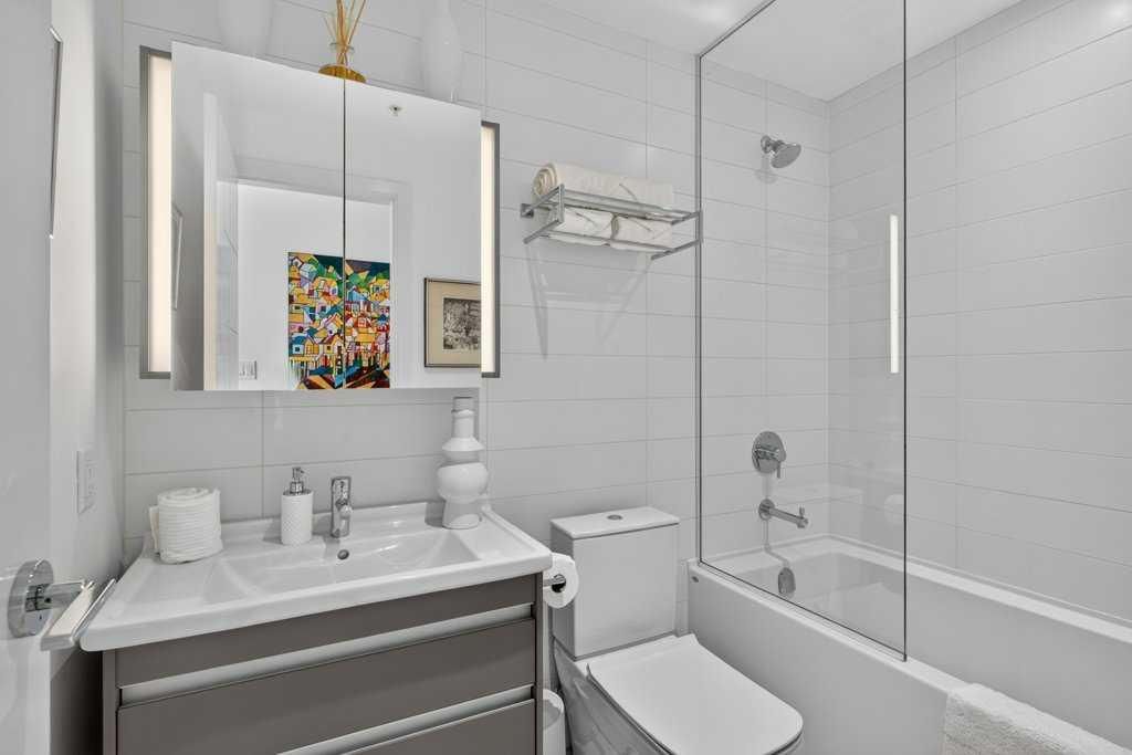 Photo of 930 16 Avenue SW #606, Calgary, AB T2R 1C2 (MLS # A2322251)