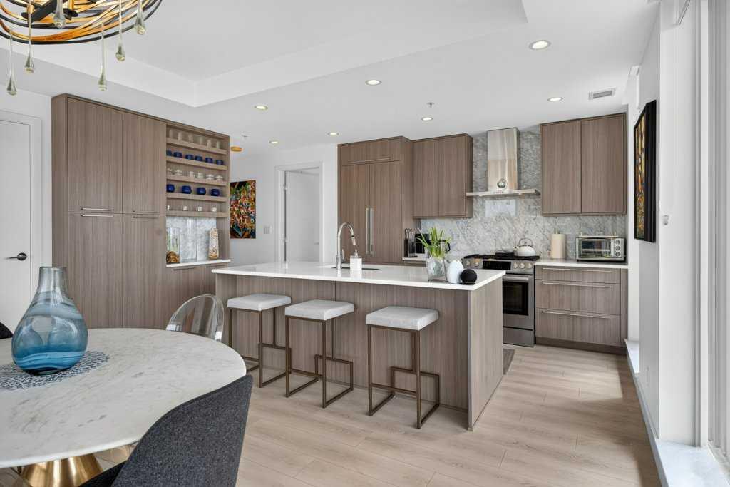 930 16 Avenue SW 606