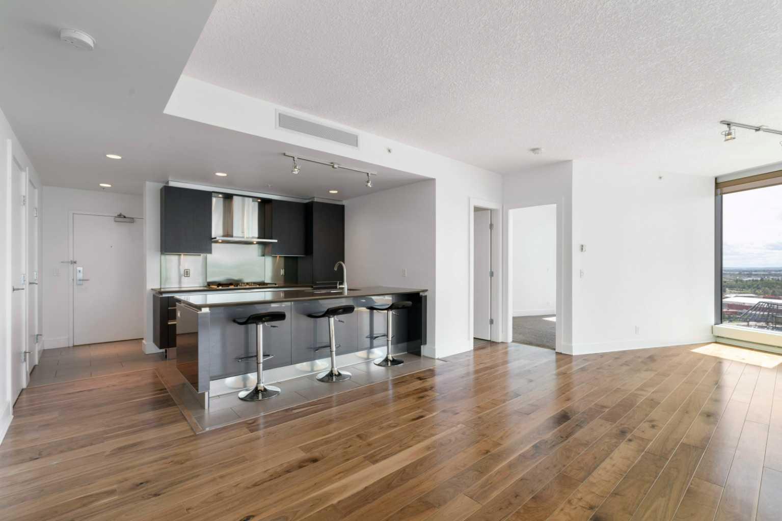 433 11 Avenue SE 2305