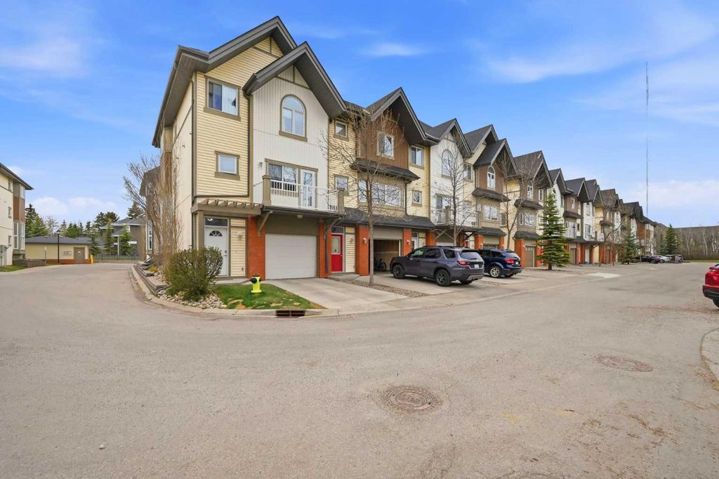 Photo of 402 Wentworth Villas SW, Calgary, AB T3H 0K6 (MLS # A2310756)