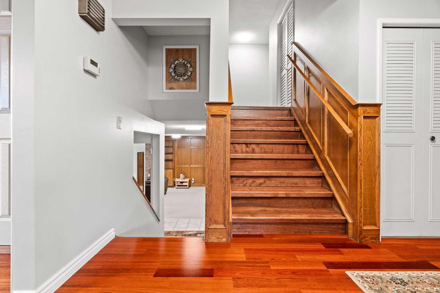 124 Canterbury Drive SW