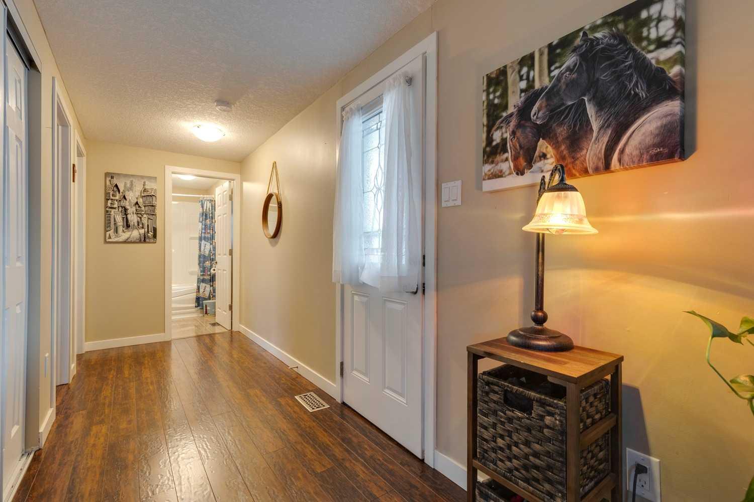 99 Arbour Lake Road NW 106
