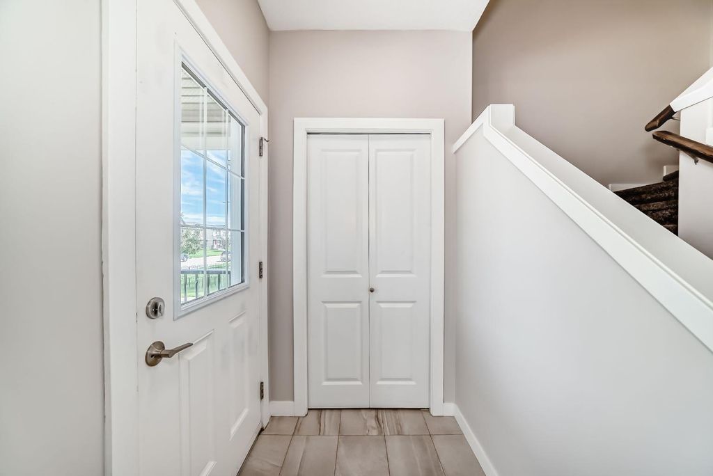 Photo of 46 Panora Street NW, Calgary, AB T3K 0R7 (MLS # A2276328)