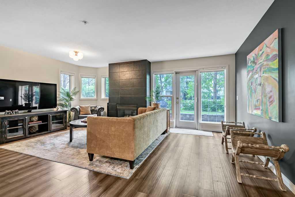923 15 Avenue SW 106